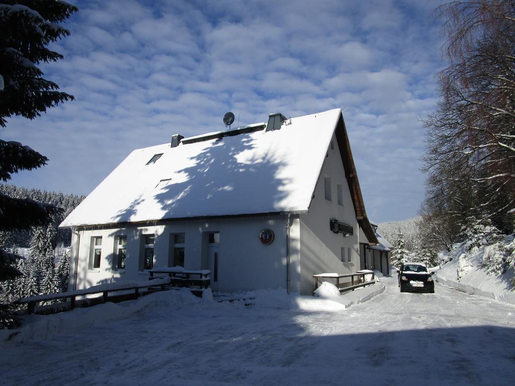 Greizer Kammhütte Gaststätte&Pension Klingenthal Exterior foto