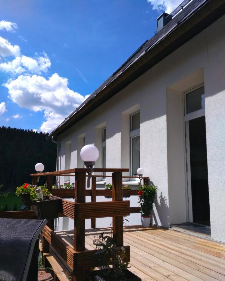 Greizer Kammhütte Gaststätte&Pension Klingenthal Exterior foto